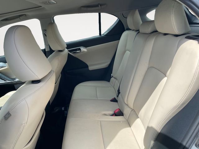 Used 2013 Lexus CT 200h w/ Premium Pkg w/Navigation FWD image 13