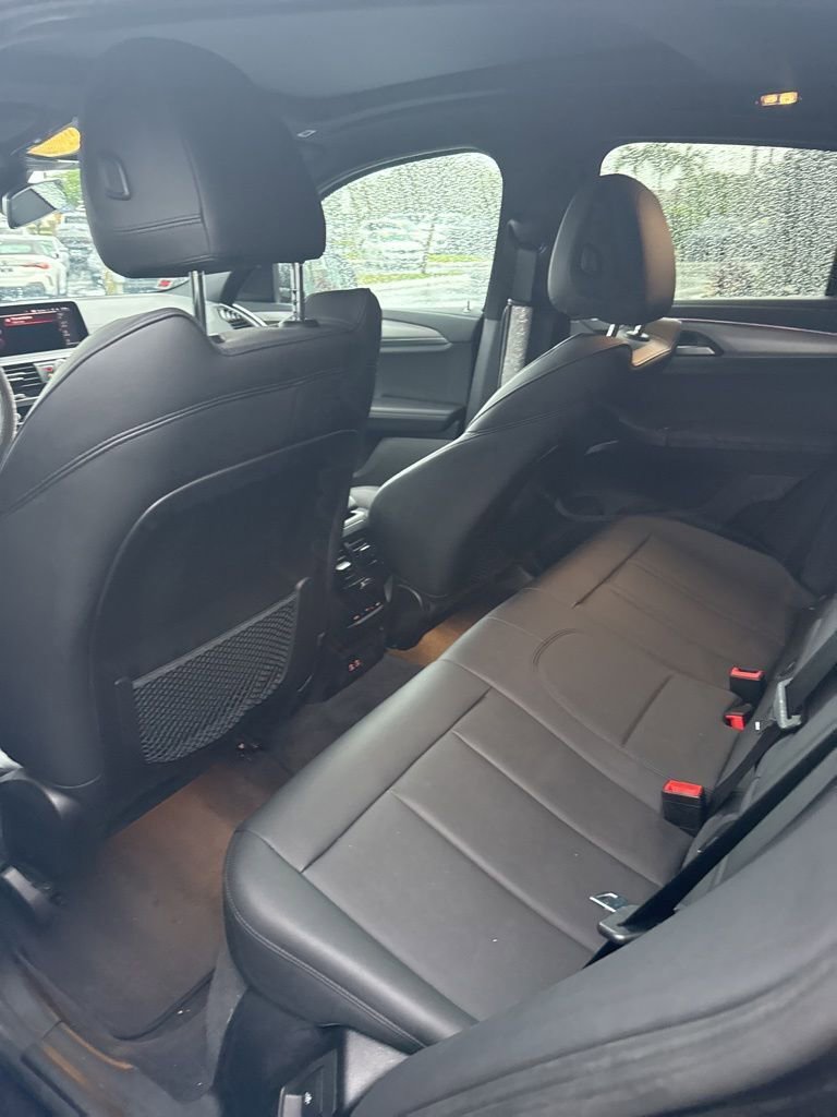 Used 2021 BMW X4 xDrive30i w/ M Sport Package image 5