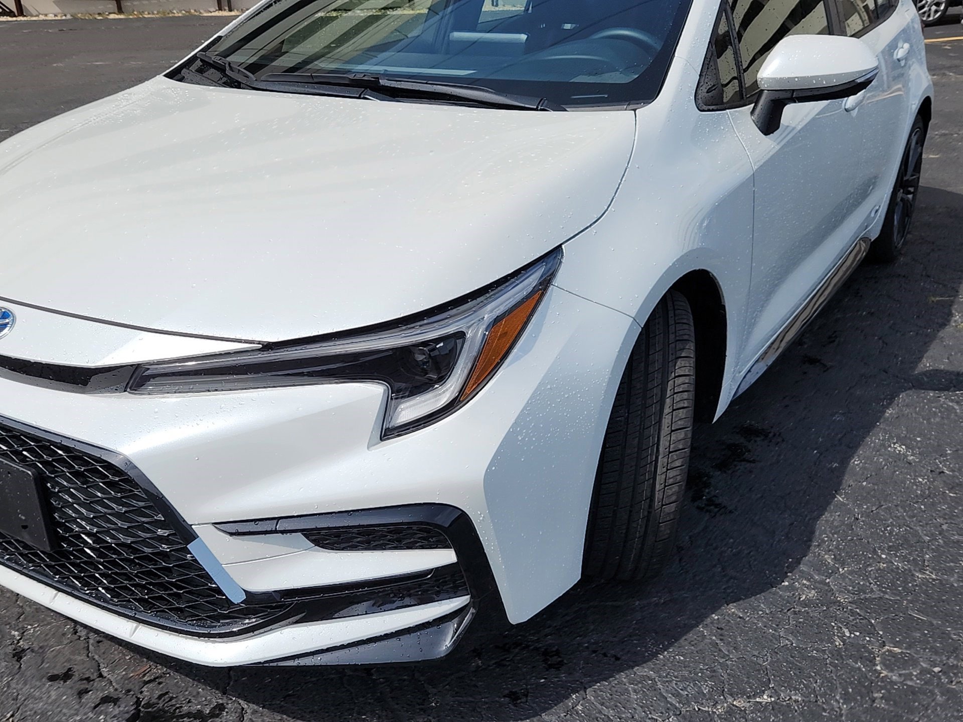 Certified 2024 Toyota Corolla SE w/ SE Package image 10