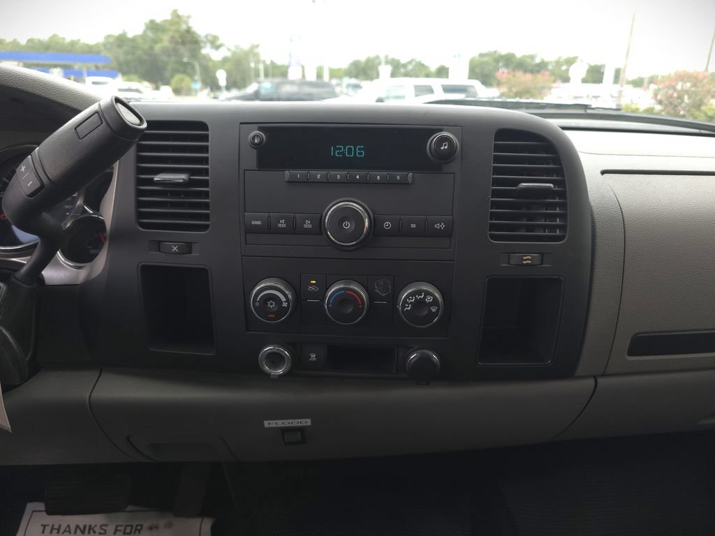 Used 2011 Chevrolet Silverado 2500 W/T RWD image 14