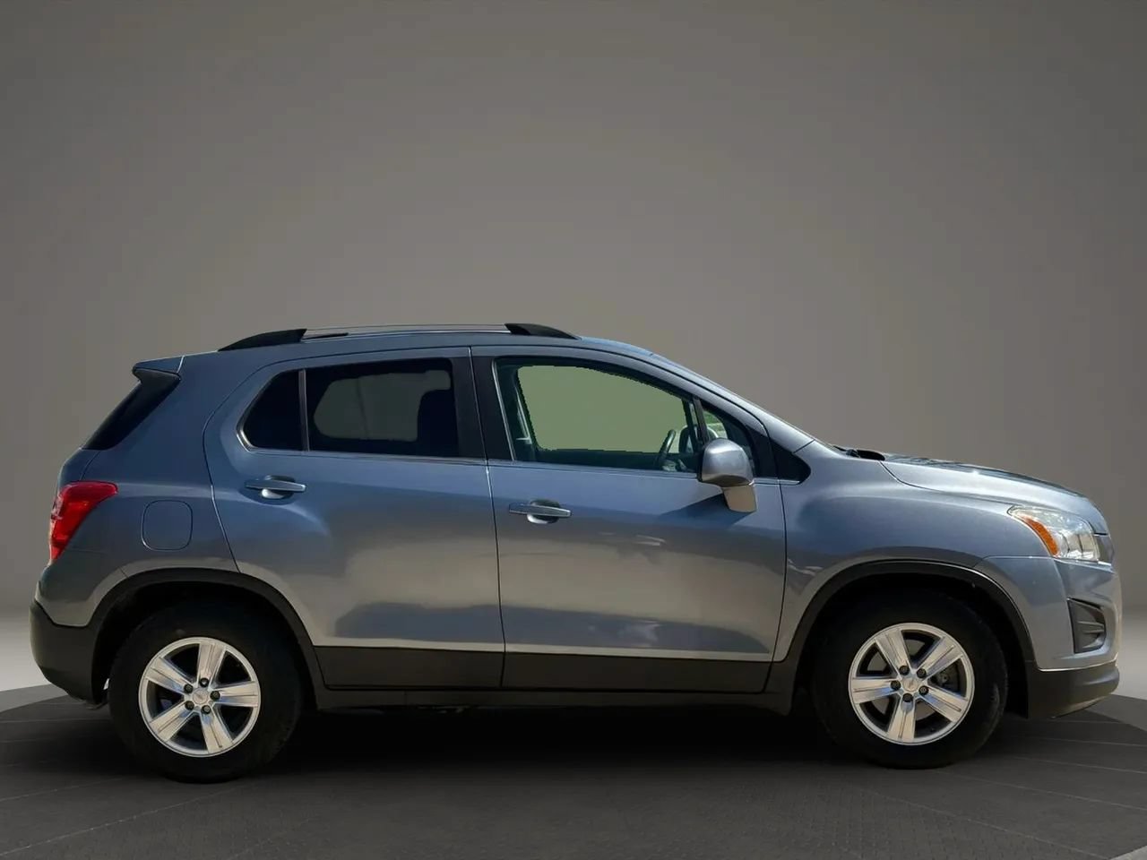 Used 2015 Chevrolet Trax LT w/ LT Plus Package FWD image 7