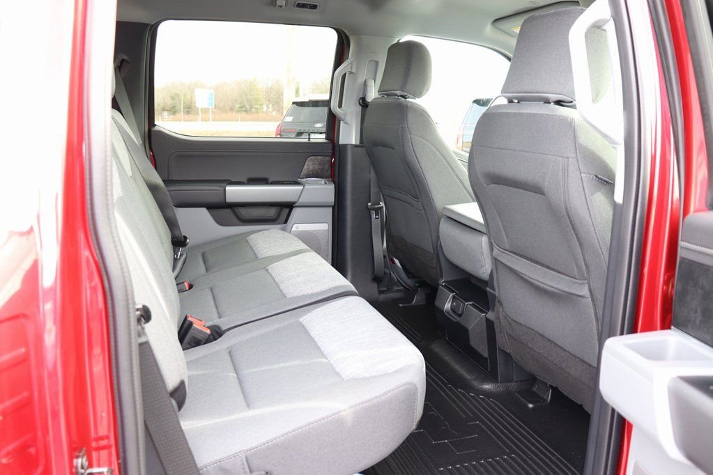 New 2026 Ford F350 XLT w/ XLT Premium Package image 18