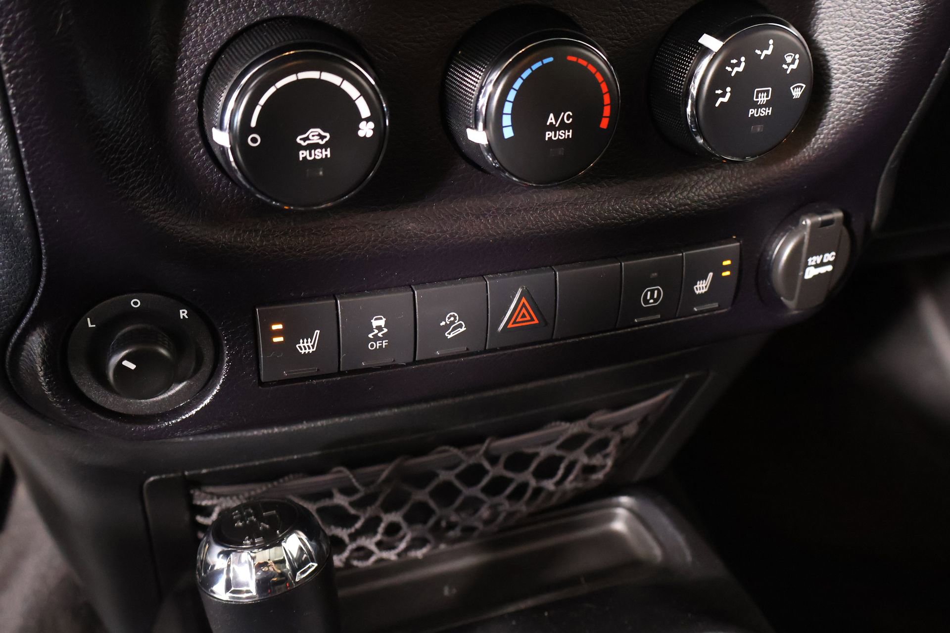 Used 2016 Jeep Wrangler Unlimited Sahara w/ Max Tow Package image 6