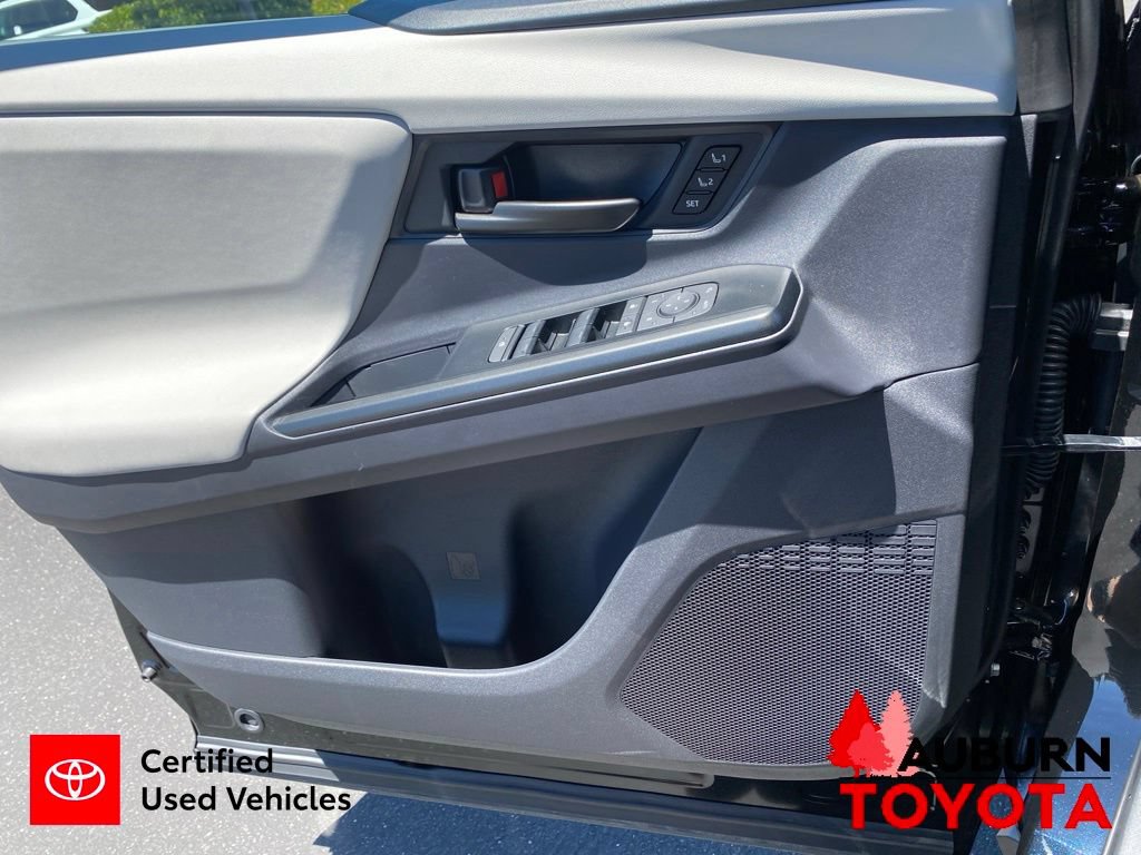 Certified 2026 Toyota bZ AWD/4WD image 30