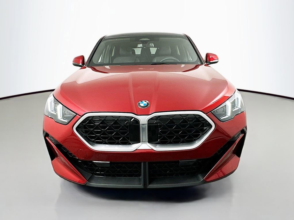 Used 2026 BMW X2 xDrive28i w/ Convenience Package image 2