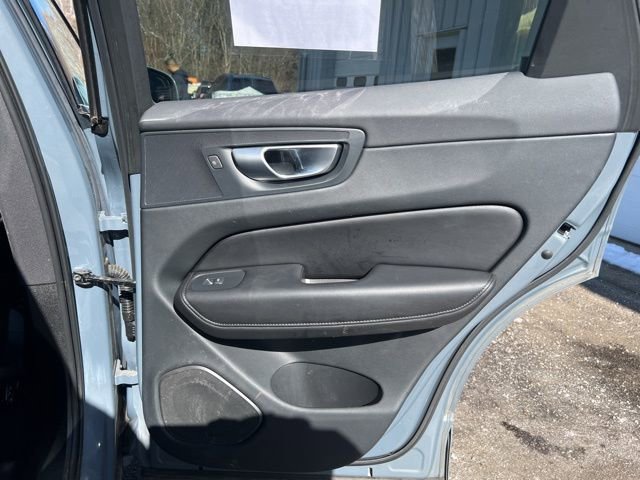 Certified 2023 Volvo XC60 B5 Plus image 19