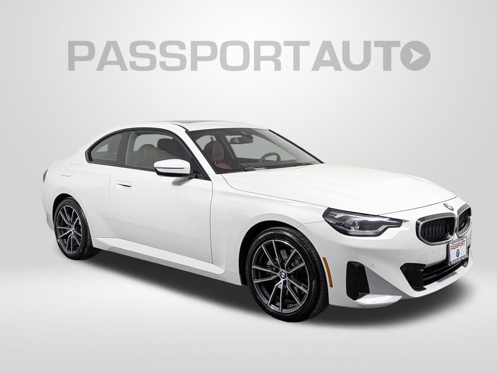 Used 2025 BMW 230i xDrive Coupe w/ Convenience Package AWD/4WD image 9