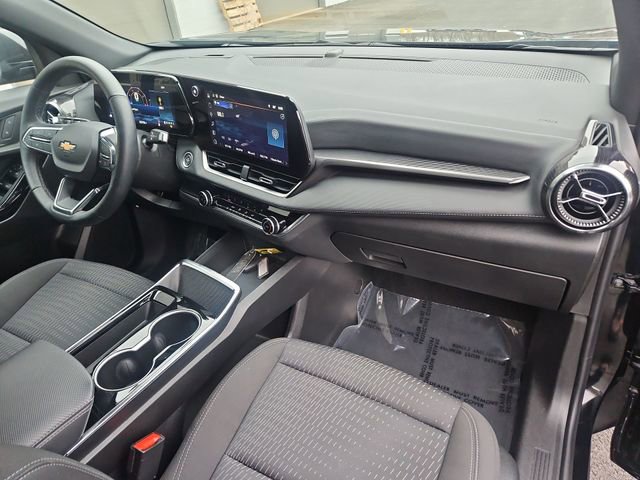 Used 2025 Chevrolet Equinox LT image 28