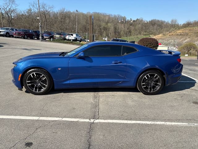 Used 2021 Chevrolet Camaro LT w/ Technology Package image 2