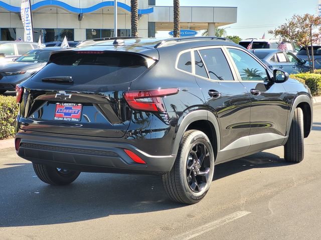 New 2026 Chevrolet Trax LT FWD image 4