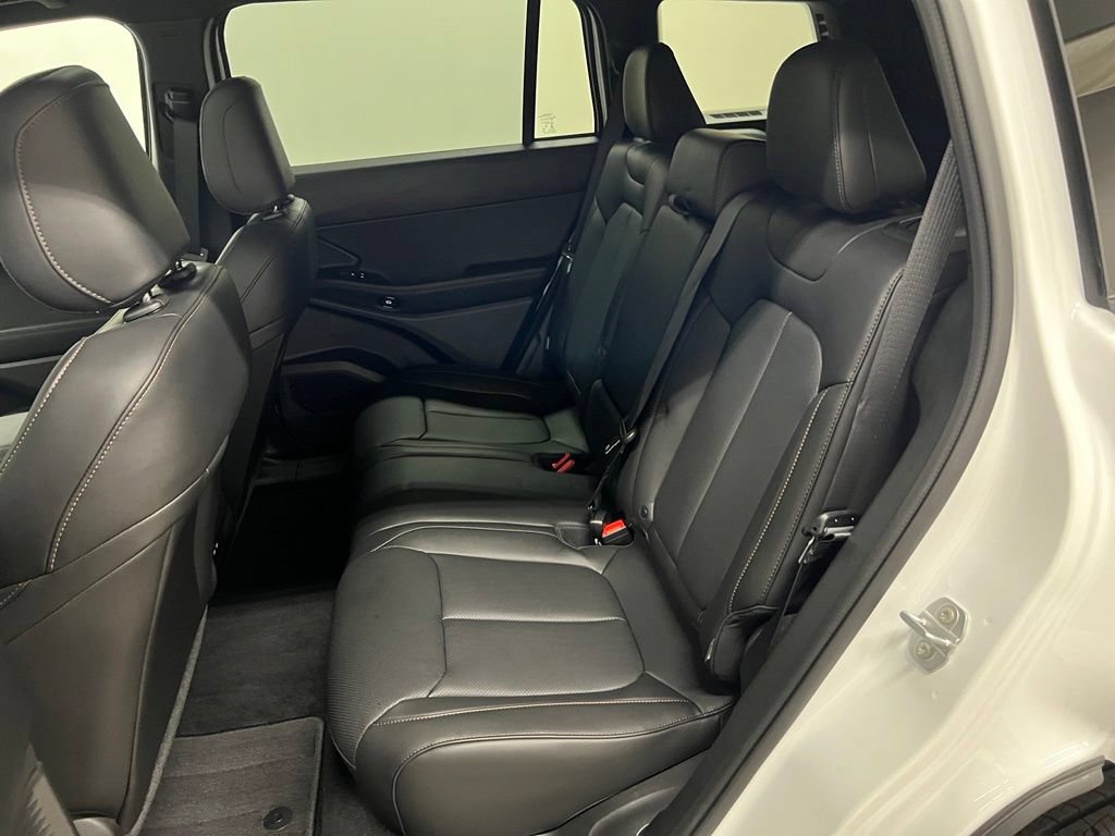 Used 2026 Jeep Cherokee Limited AWD/4WD image 30
