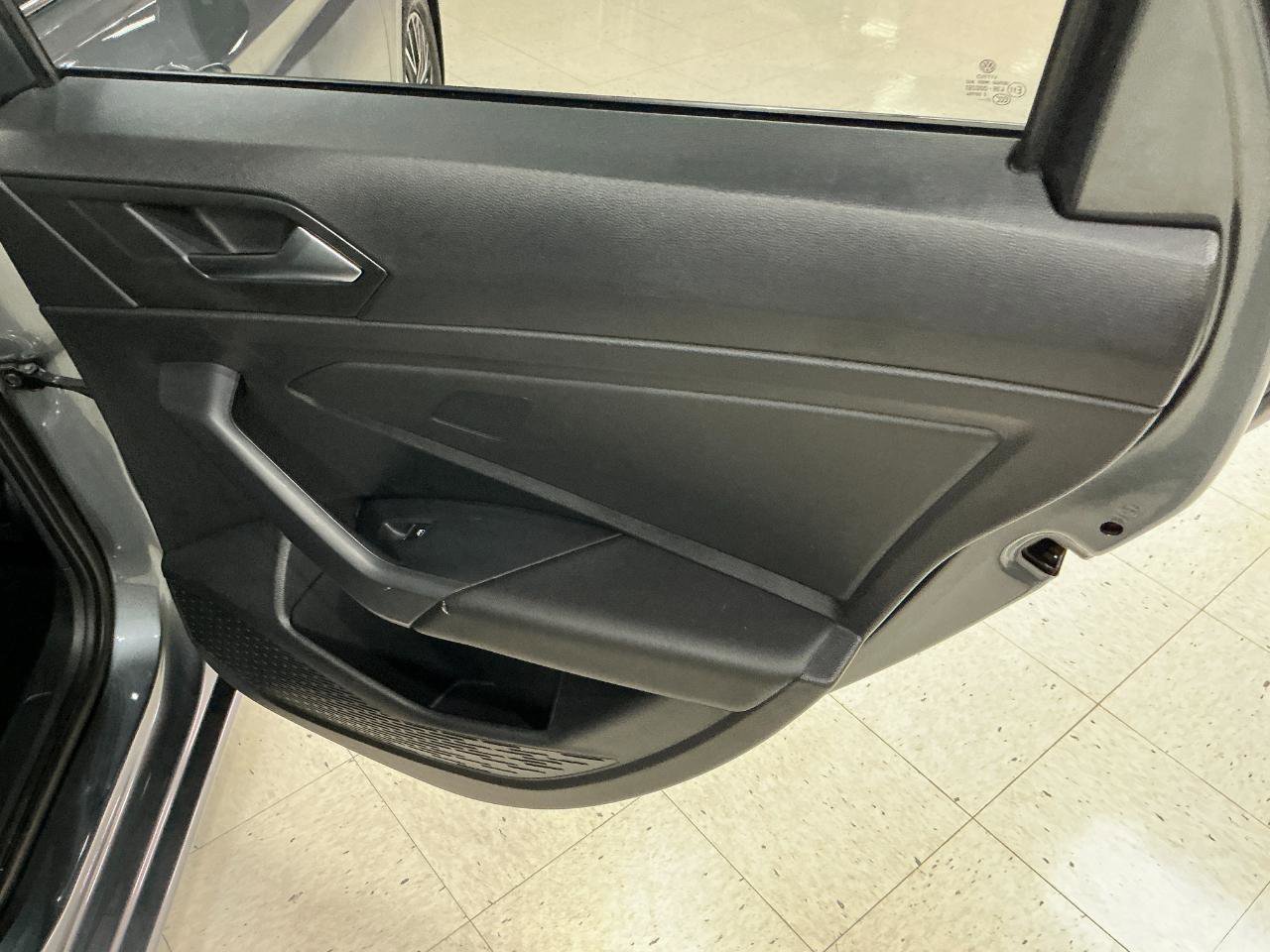 Used 2021 Volkswagen Jetta S image 22