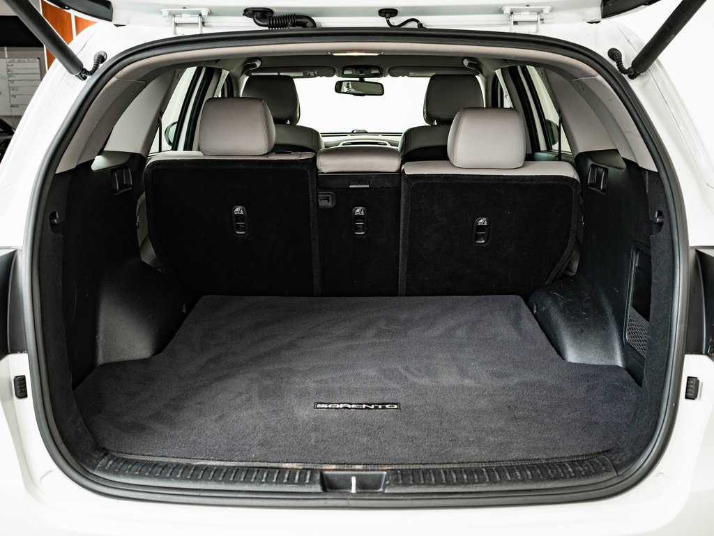 Used 2016 Kia Sorento EX w/ EX Premium Package image 20