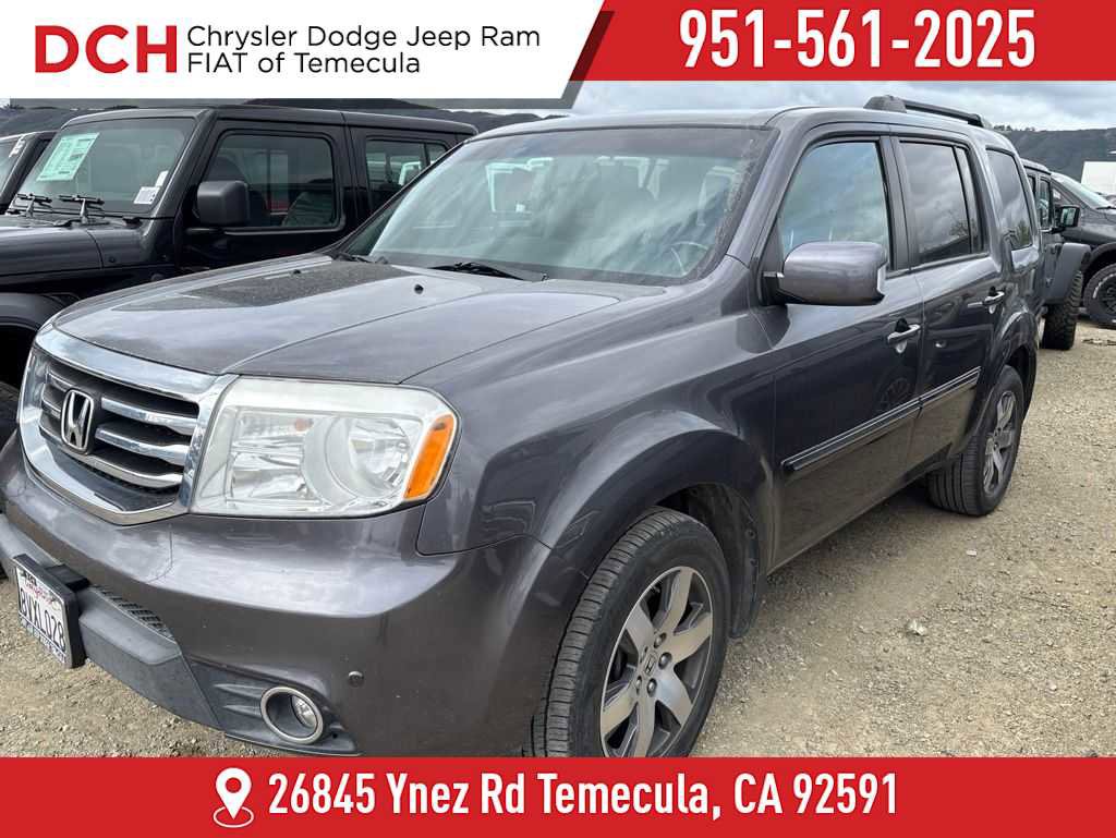 Used 2014 Honda Pilot Touring image 1