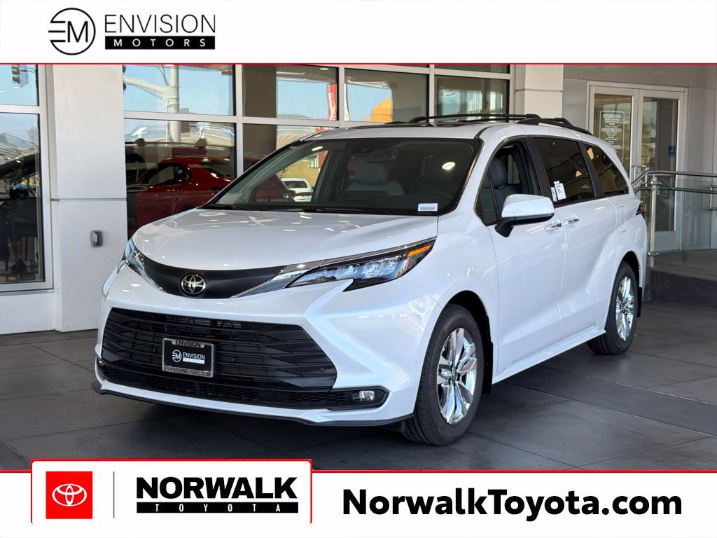 New 2026 Toyota Sienna XLE