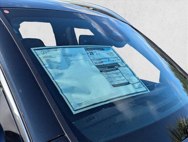 Used 2025 Mercedes-Benz GLB 250 image 16