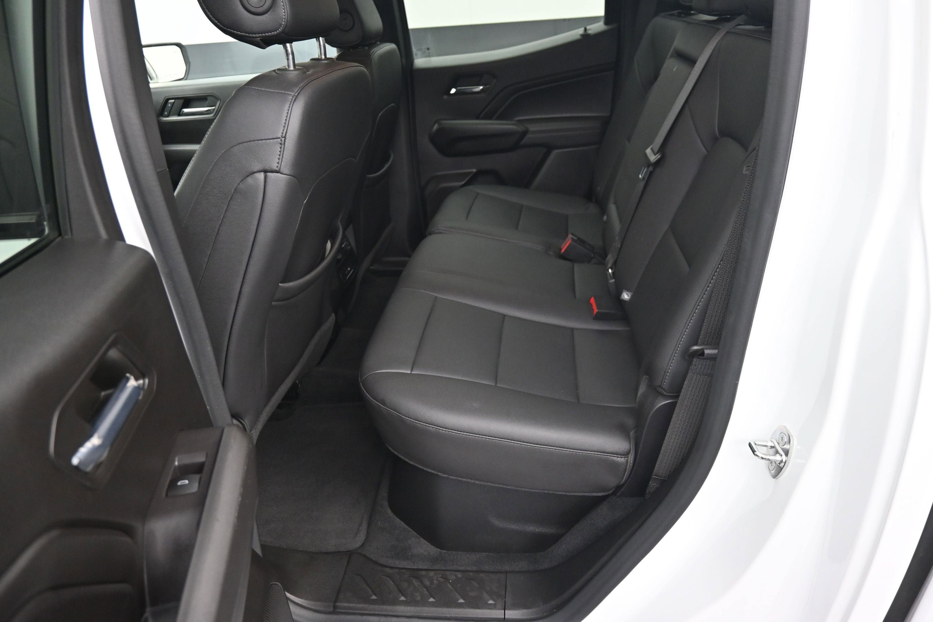 Used 2023 Chevrolet Colorado LT w/ LT Convenience Package III AWD/4WD image 27
