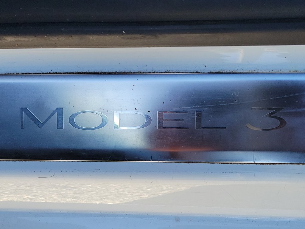 Used 2020 Tesla Model 3 Long Range AWD/4WD image 13