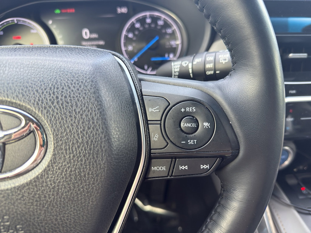 Used 2021 Toyota Venza XLE w/ Softex Package image 18