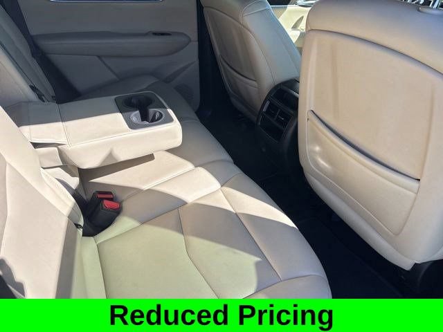 Used 2019 Cadillac XT5 FWD image 35