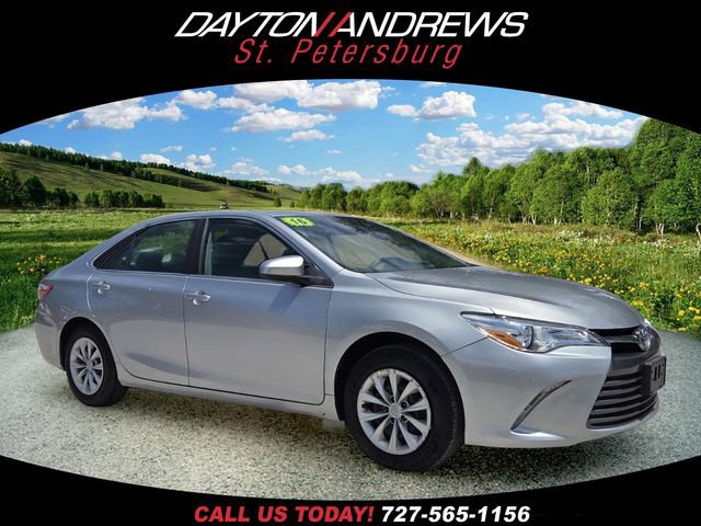 Used 2016 Toyota Camry LE FWD image 1
