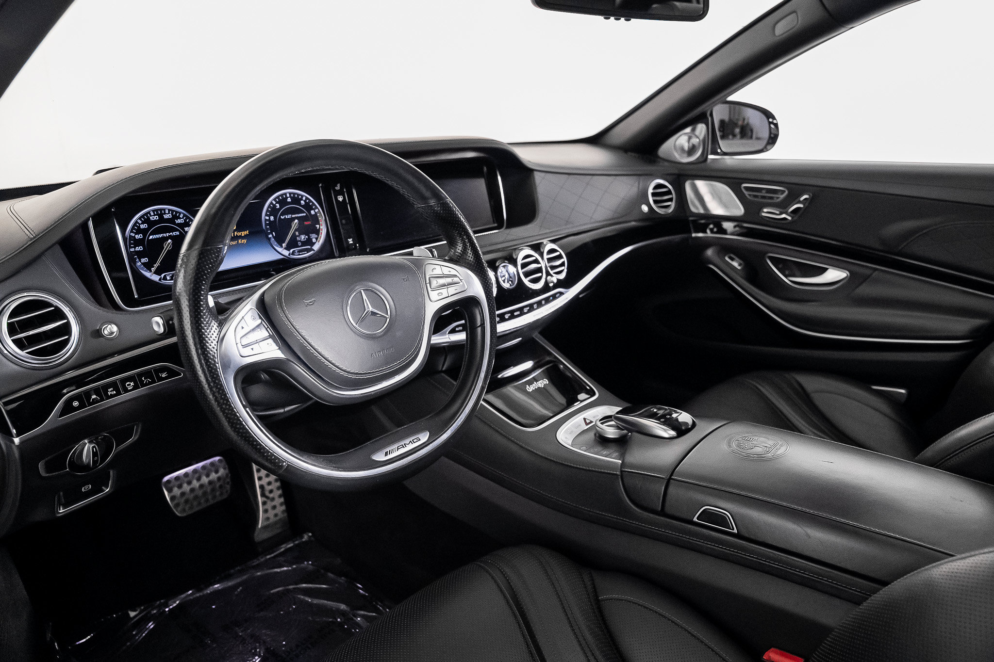 Used 2015 Mercedes-Benz S 65 AMG Sedan image 2