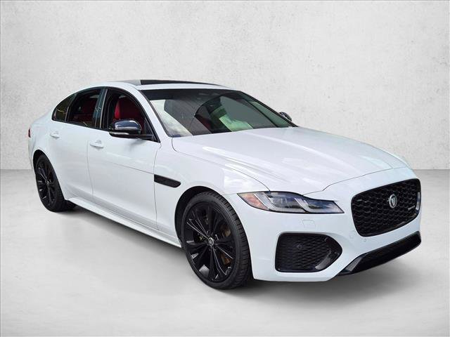 Certified 2024 Jaguar XF R-Dynamic SE AWD/4WD image 3