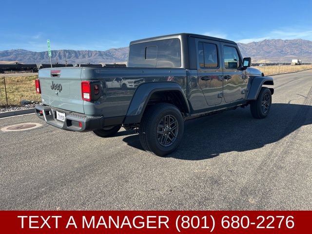 New 2026 Jeep Gladiator Sport AWD/4WD image 3