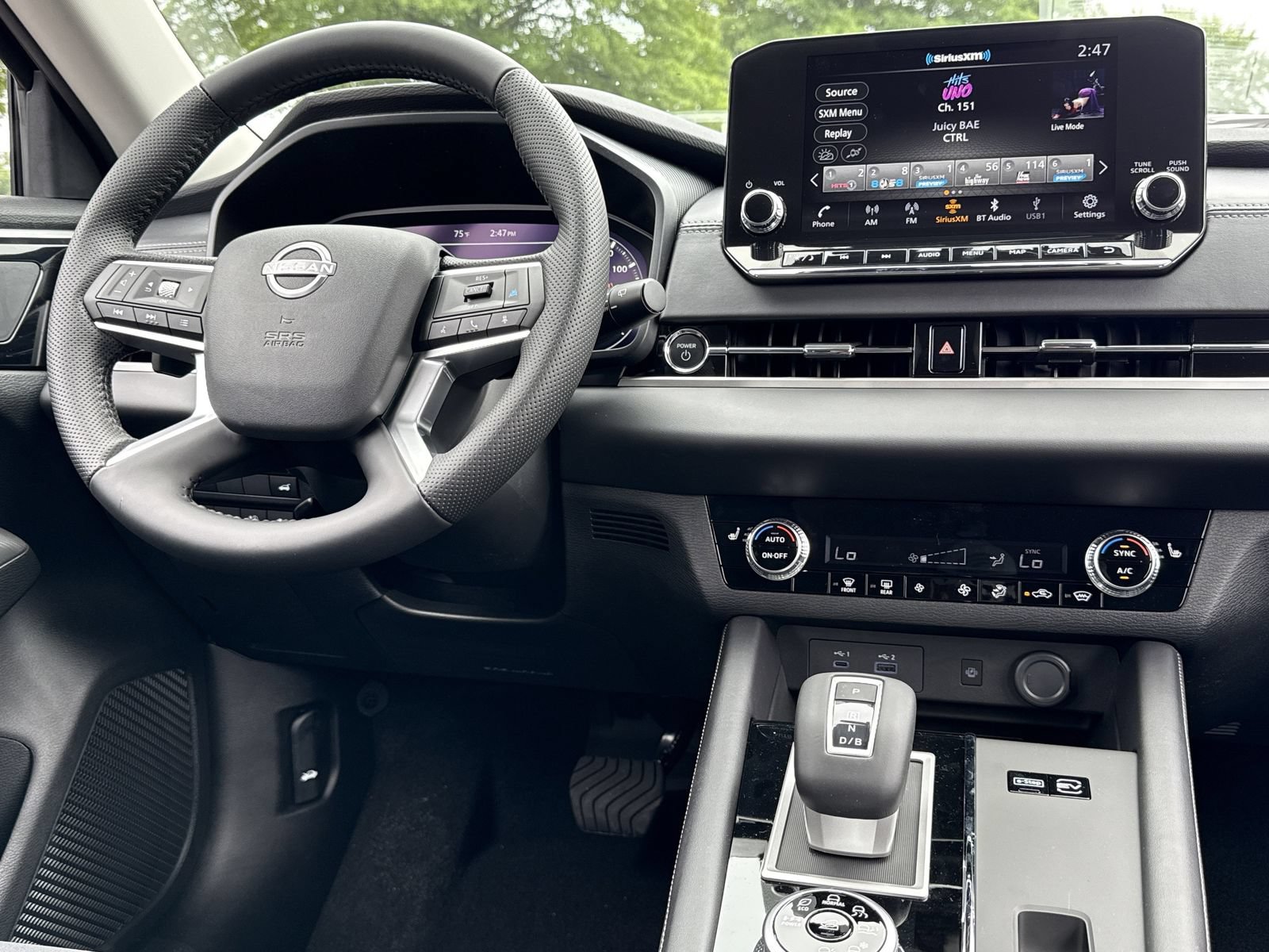 New 2026 Nissan Rogue SL AWD/4WD image 3
