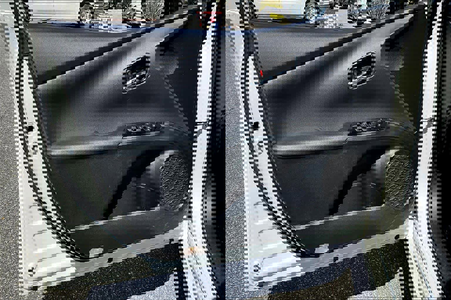 Used 2020 Toyota Prius Prime LE image 21