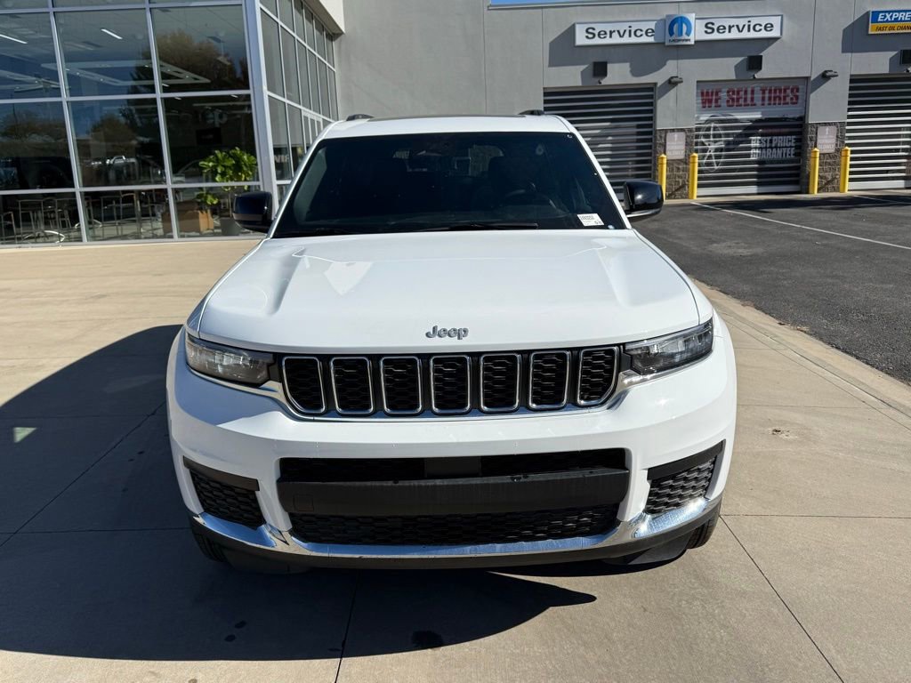 New 2025 Jeep Grand Cherokee L Laredo w/ Trailer Tow Package image 5