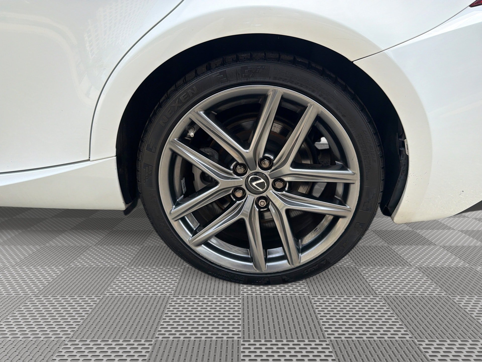 Used 2020 Lexus IS 350 F Sport w/ F Sport Package RWD image 29