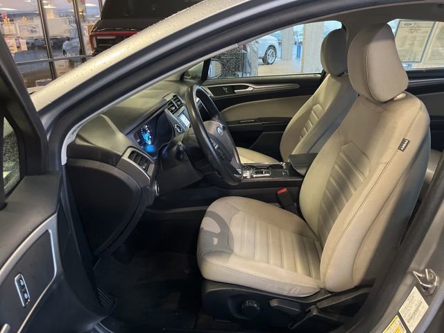 Used 2020 Ford Fusion S FWD image 14