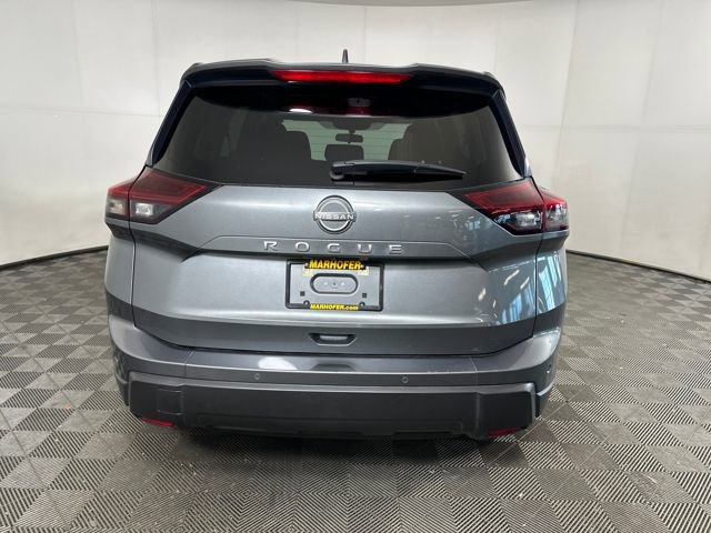 Used 2024 Nissan Rogue S image 4