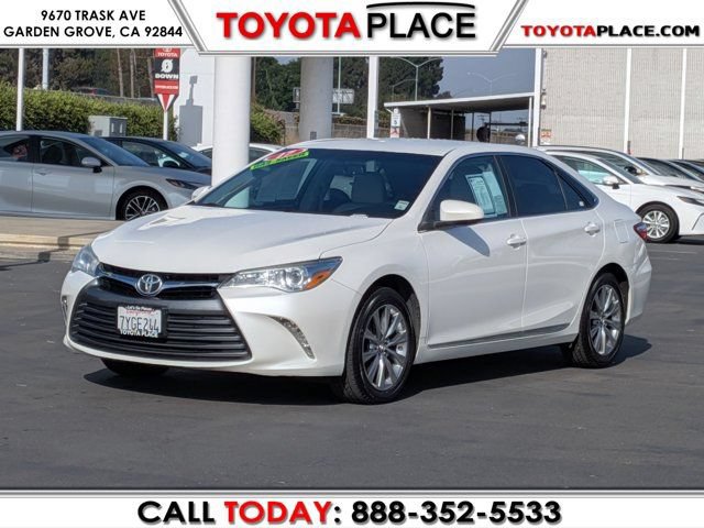 Used 2017 Toyota Camry XLE w/ Convenience Package FWD image 1