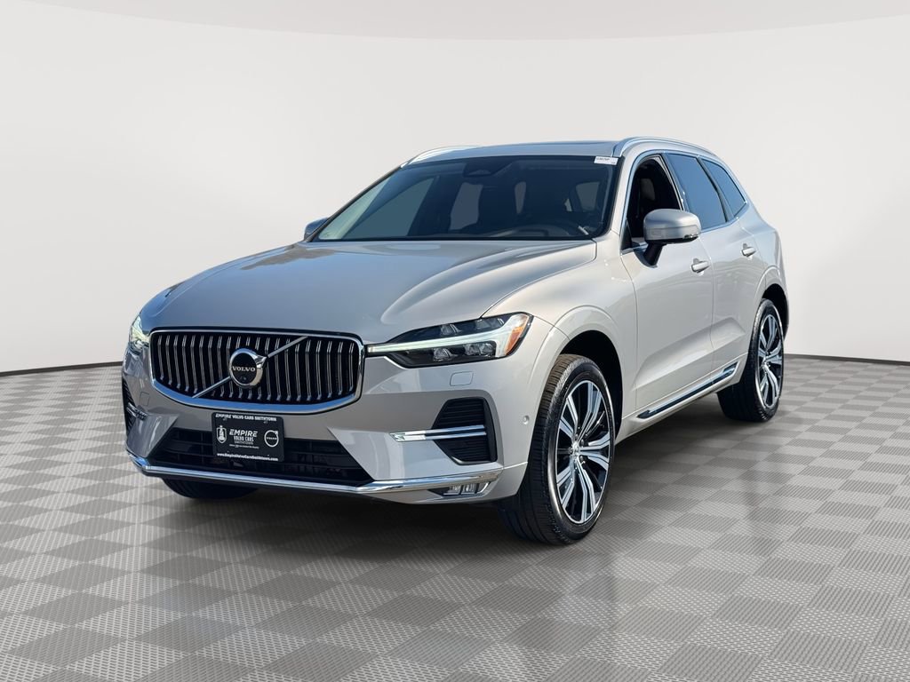 Certified 2023 Volvo XC60 B5 Plus w/ Climate Package image 2