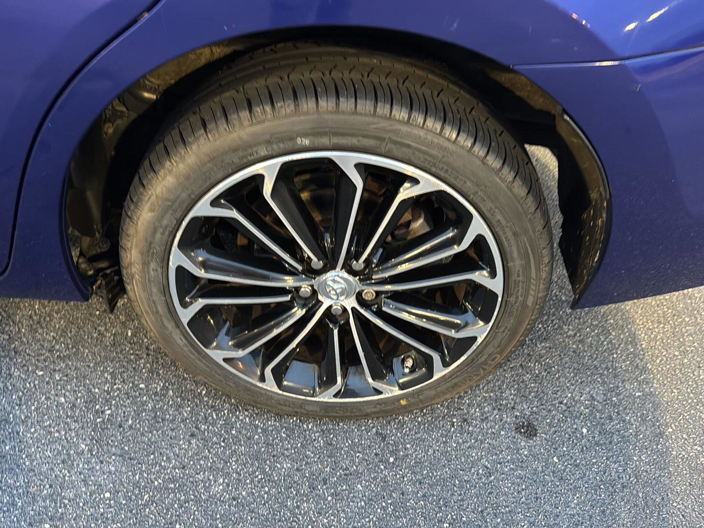 Used 2014 Toyota Corolla S Premium image 32