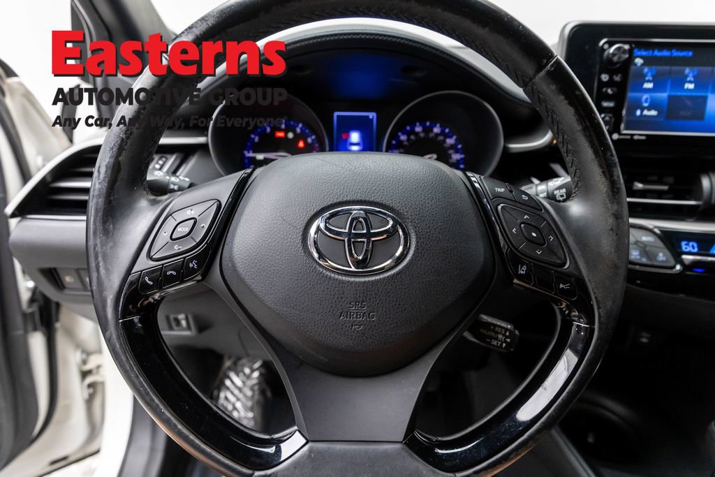Used 2018 Toyota C-HR XLE FWD image 10