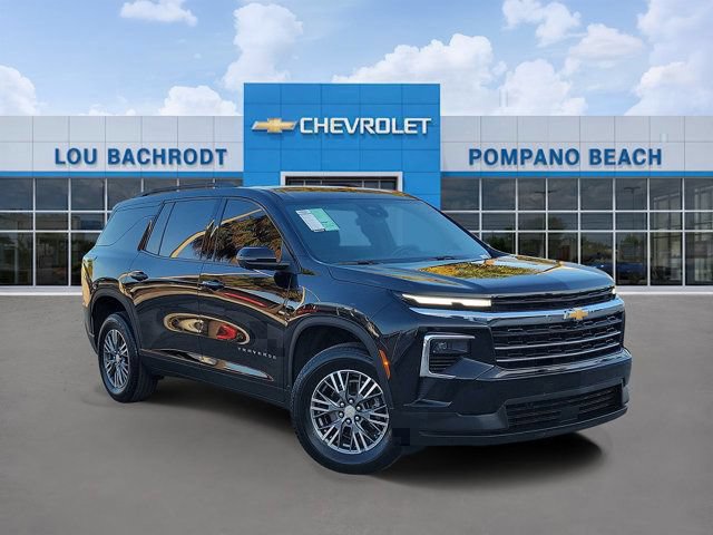 Used 2024 Chevrolet Traverse LT FWD image 1