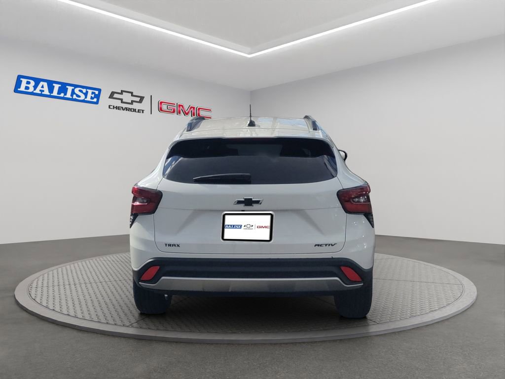 New 2025 Chevrolet Trax LT w/ Driver Confidence Package image 6