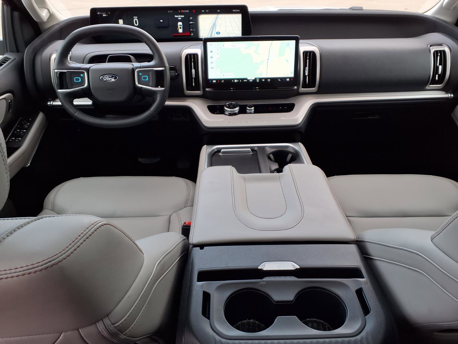 New 2025 Ford Expedition Active image 6