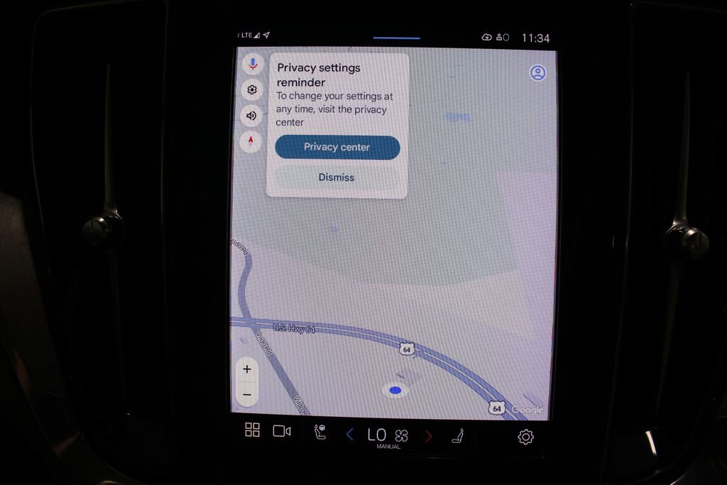 Used 2024 Volvo V60 B5 Cross Country Plus image 47