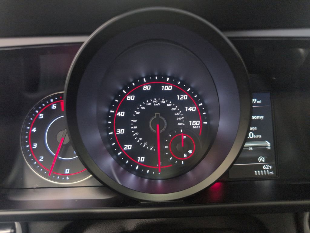 Used 2023 Hyundai Elantra SE w/ Cargo Package image 16