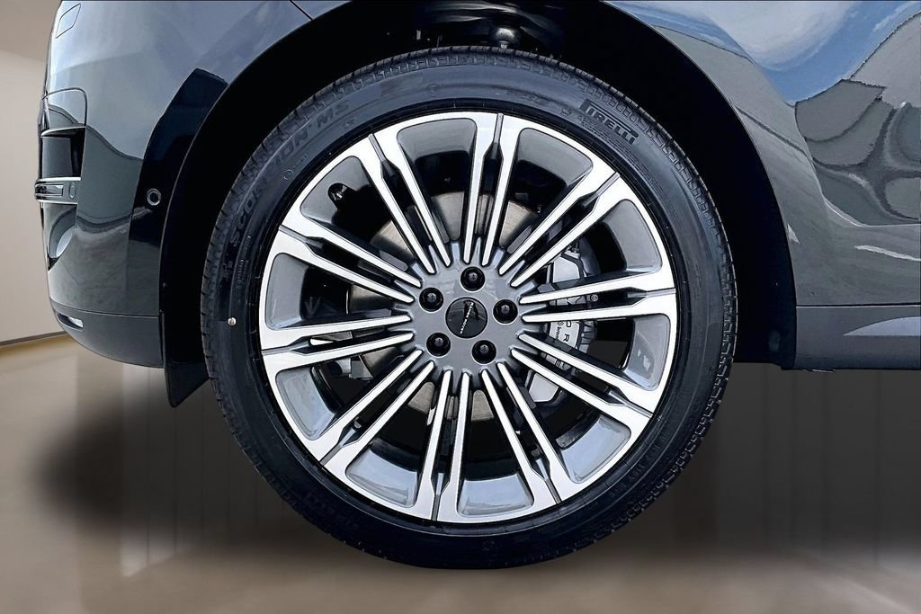 New 2026 Land Rover Range Rover Sport SE AWD/4WD image 13