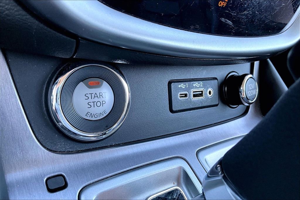 Used 2024 Nissan Murano SV w/ SV Midnight Edition Package image 31