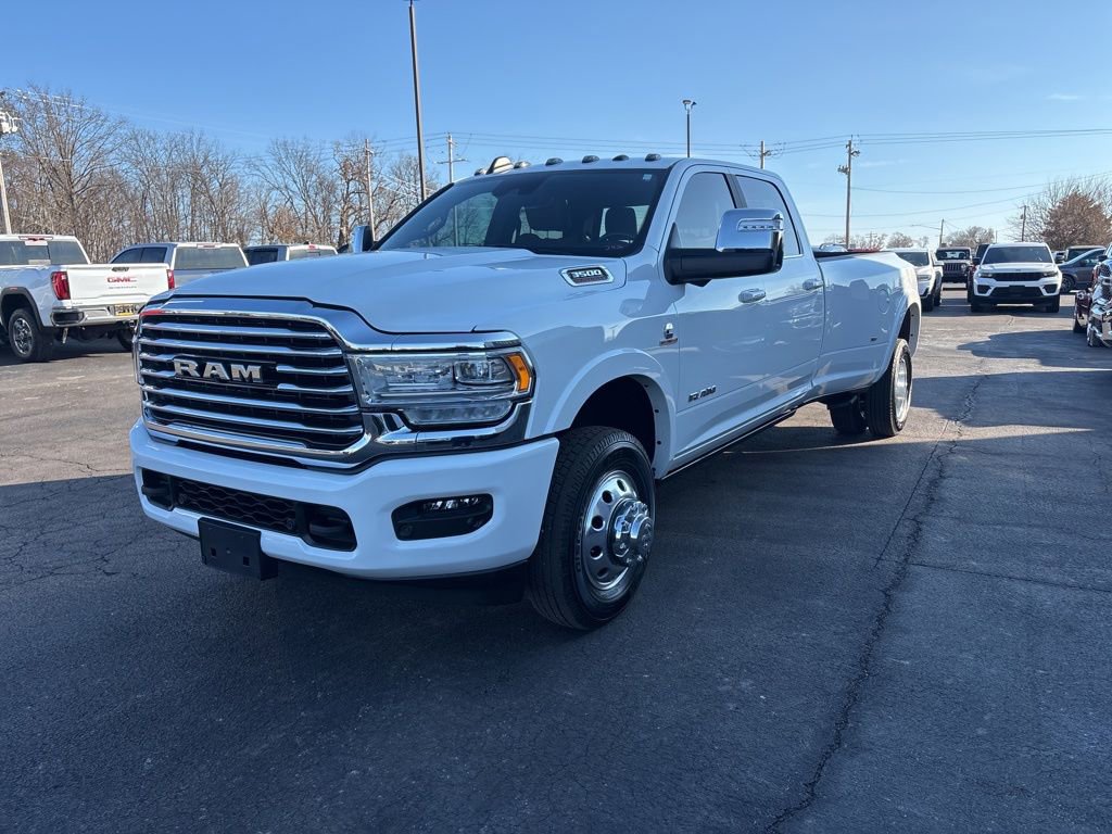 Used 2024 RAM 3500 Limited w/ Safety Group image 4
