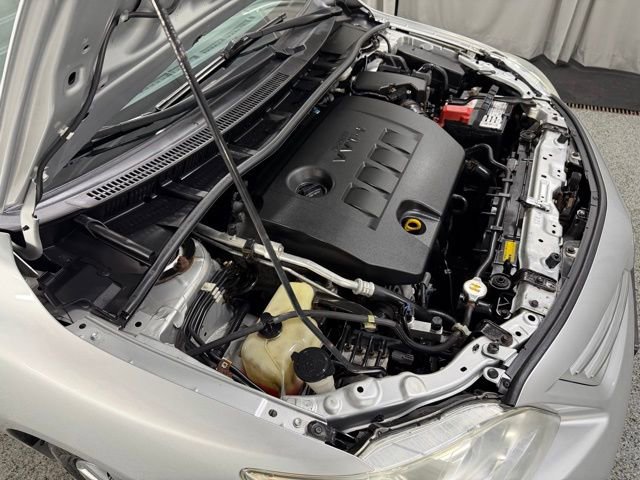 Used 2013 Toyota Corolla LE image 22