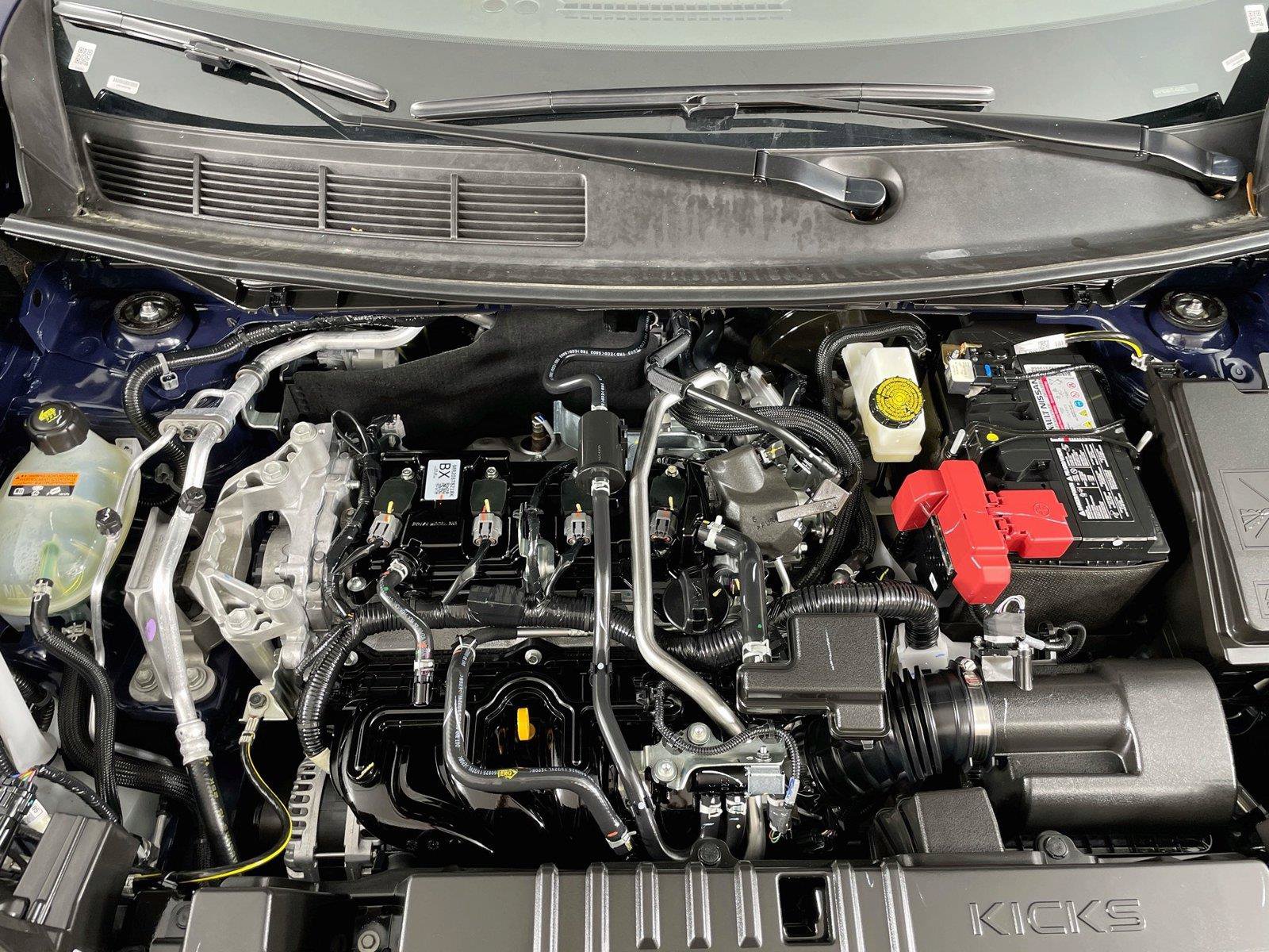 Used 2026 Nissan Kicks SR AWD/4WD image 31