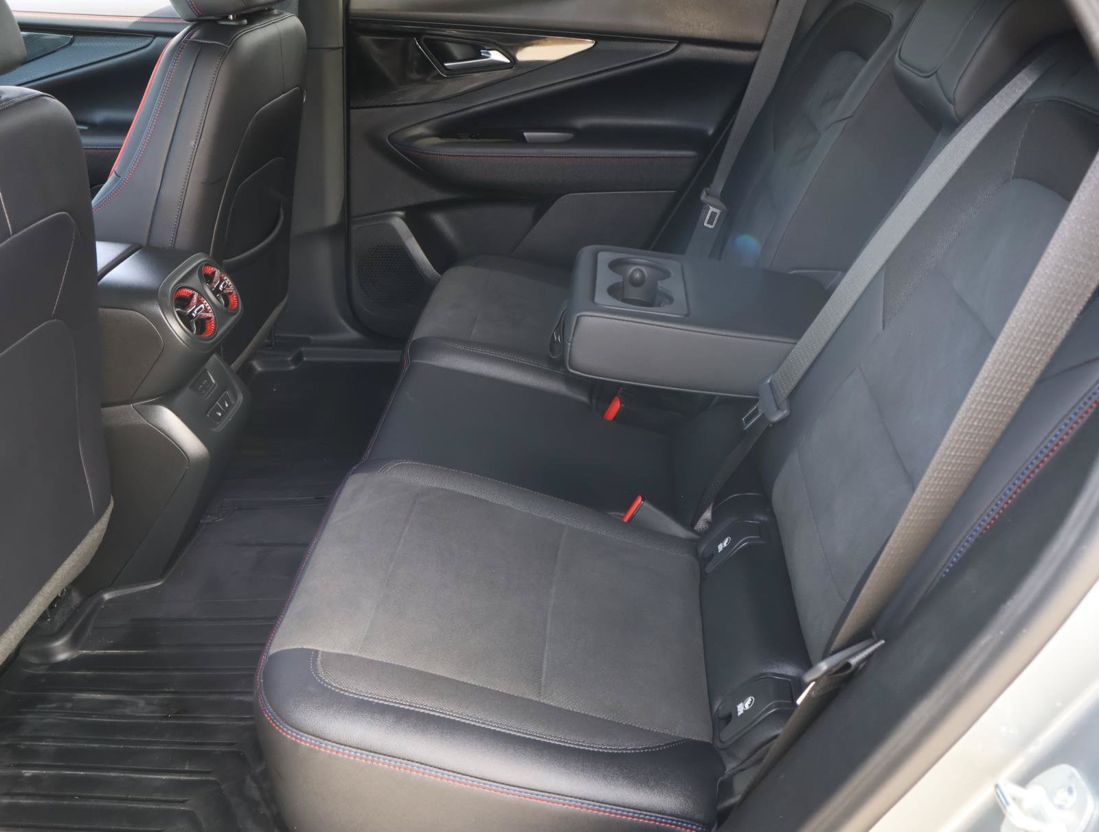 Used 2025 Chevrolet Blazer EV RS RWD image 23