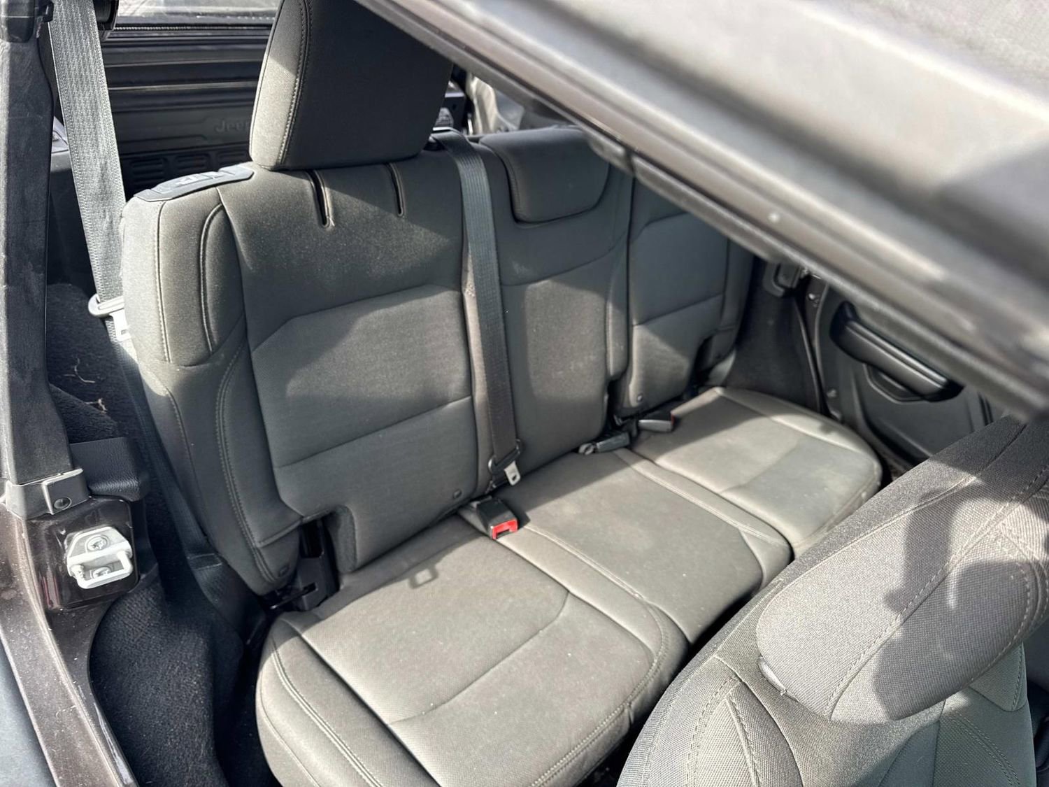 Used 2018 Jeep Wrangler Unlimited Sport image 20